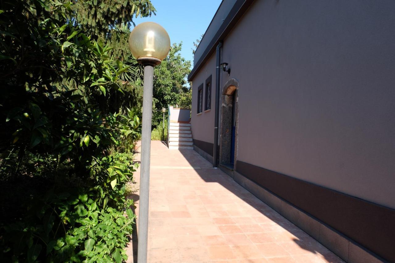 B&B Casanera Рипосто Экстерьер фото